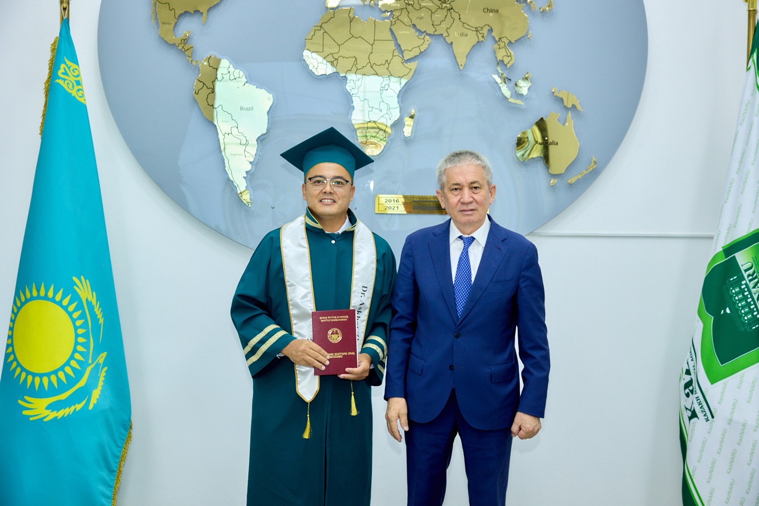 KazNARU ЖАС ҒАЛЫМДАРЫНА PhD ДИПЛОМДАРЫ ТАБЫСТАЛДЫ